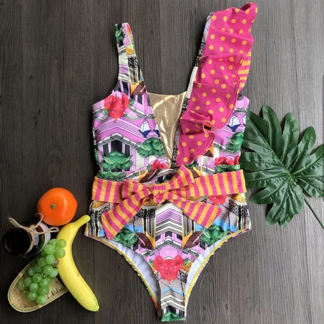 Swimsuit 2021 Sin Mangas Estampado Multicolor Con Hombro de Vuelos y Lazo De Rayas en la Cintura