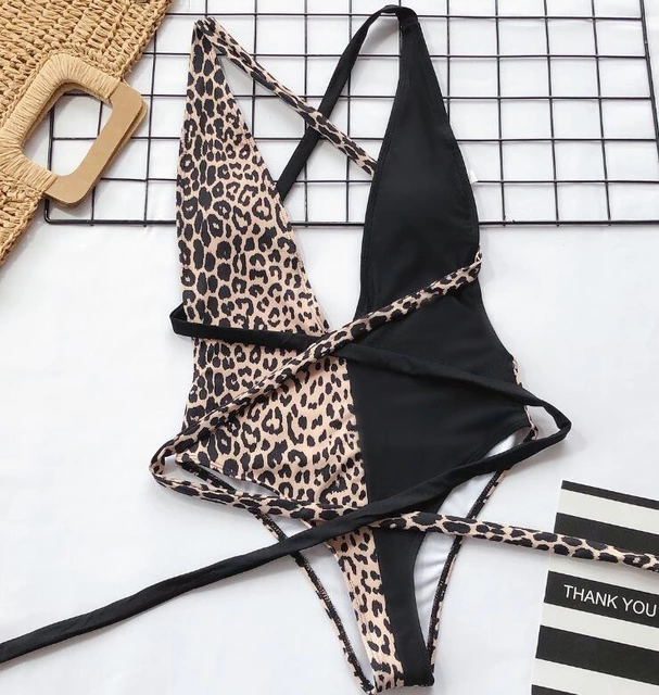 Swimsuit Animal Print De Amarre en Cruz Lazo Largo